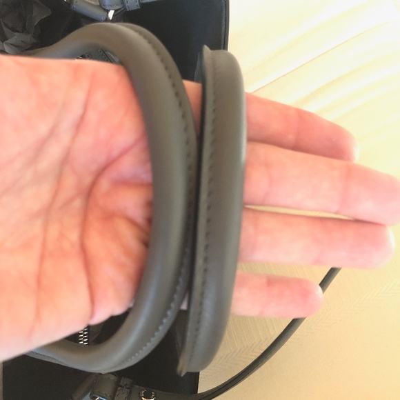 Fendi 2Jours Leather & Multicolor Shearling Tote - Picture 12 of 16